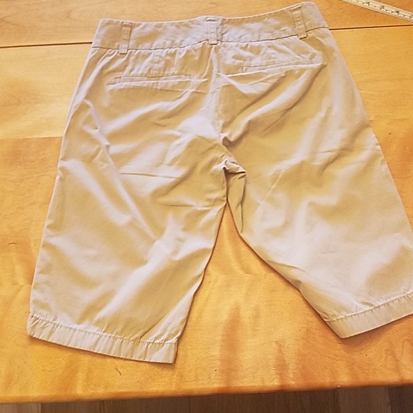 J Crew womens shorts - Picture 2 of 6
